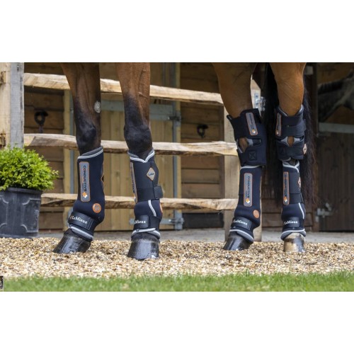 Magno geleidende beenkappen LeMieux